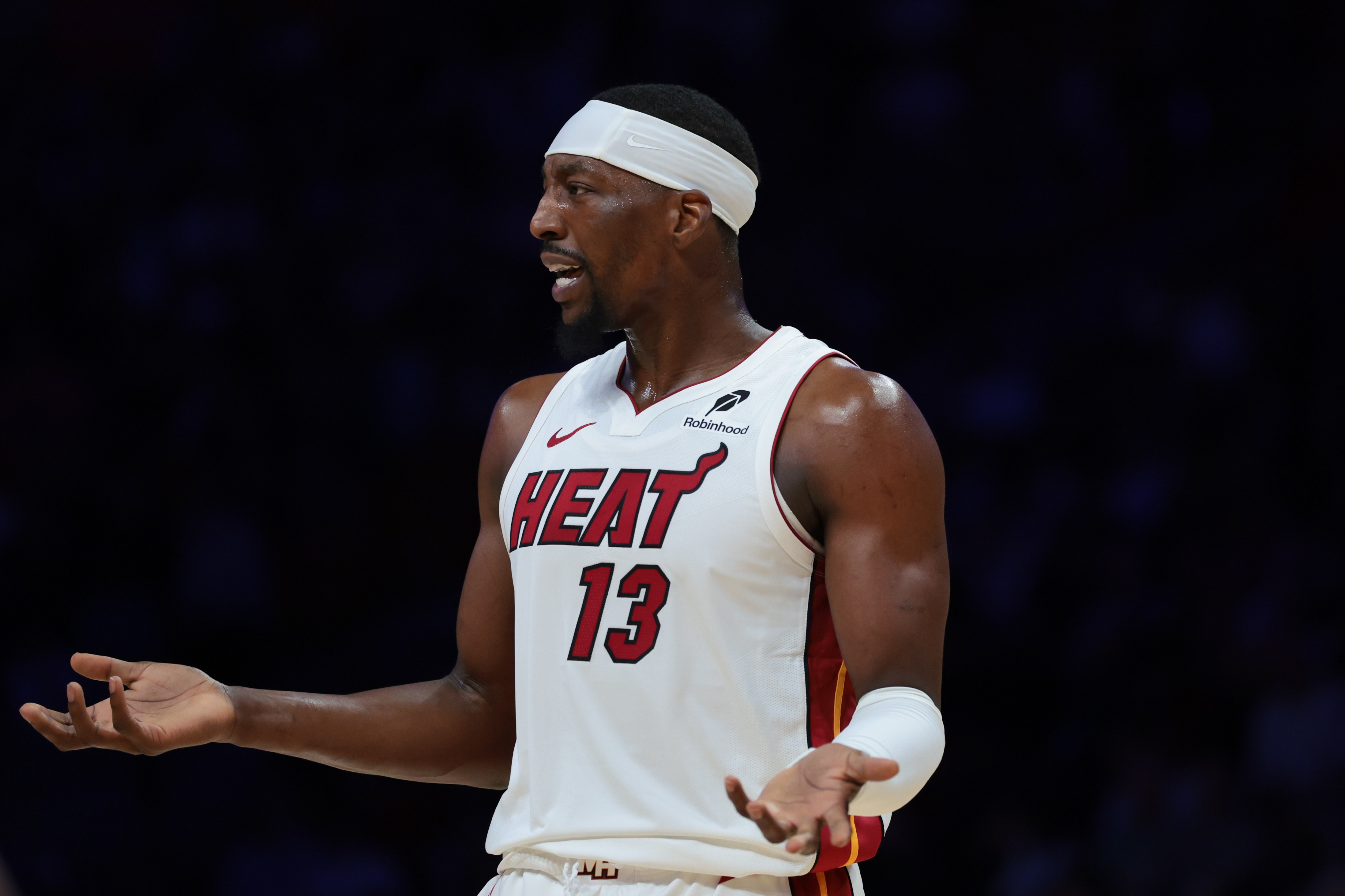 leyu-可惜空砍！阿德巴约23中13砍全场最高32分 另有9板3断&amp;第三节11分